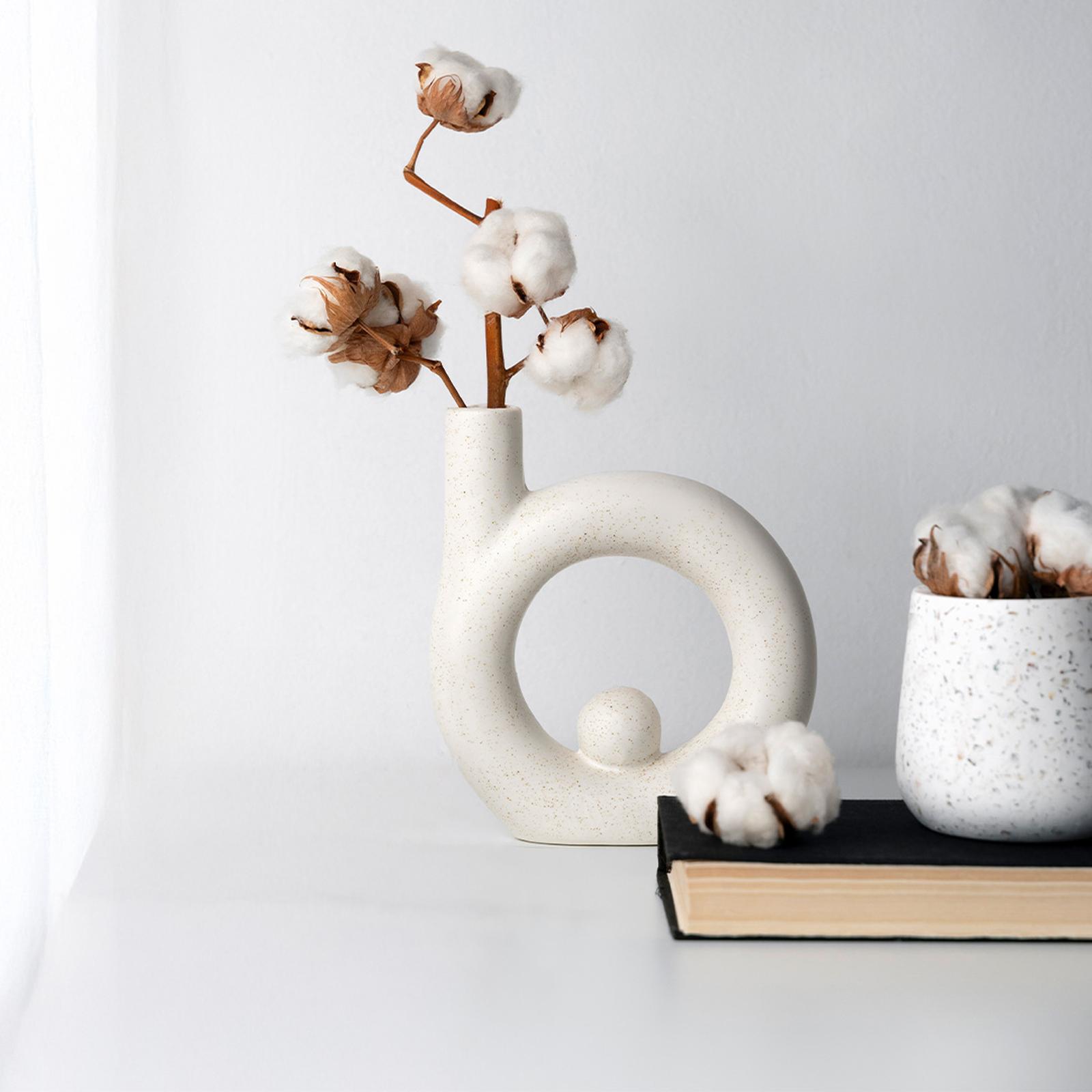 Modele de obiecte decorative in living