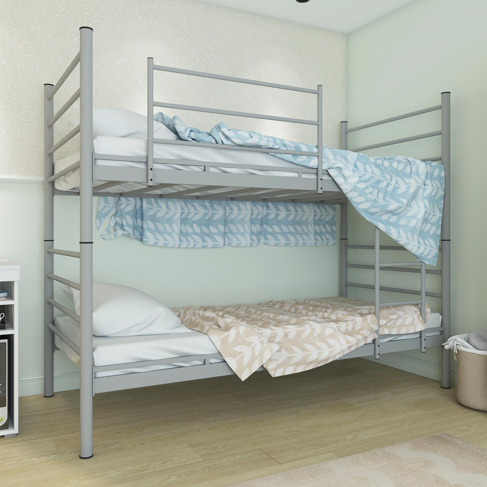 Zona de studiu și colțul de relaxare în camera copilului_1